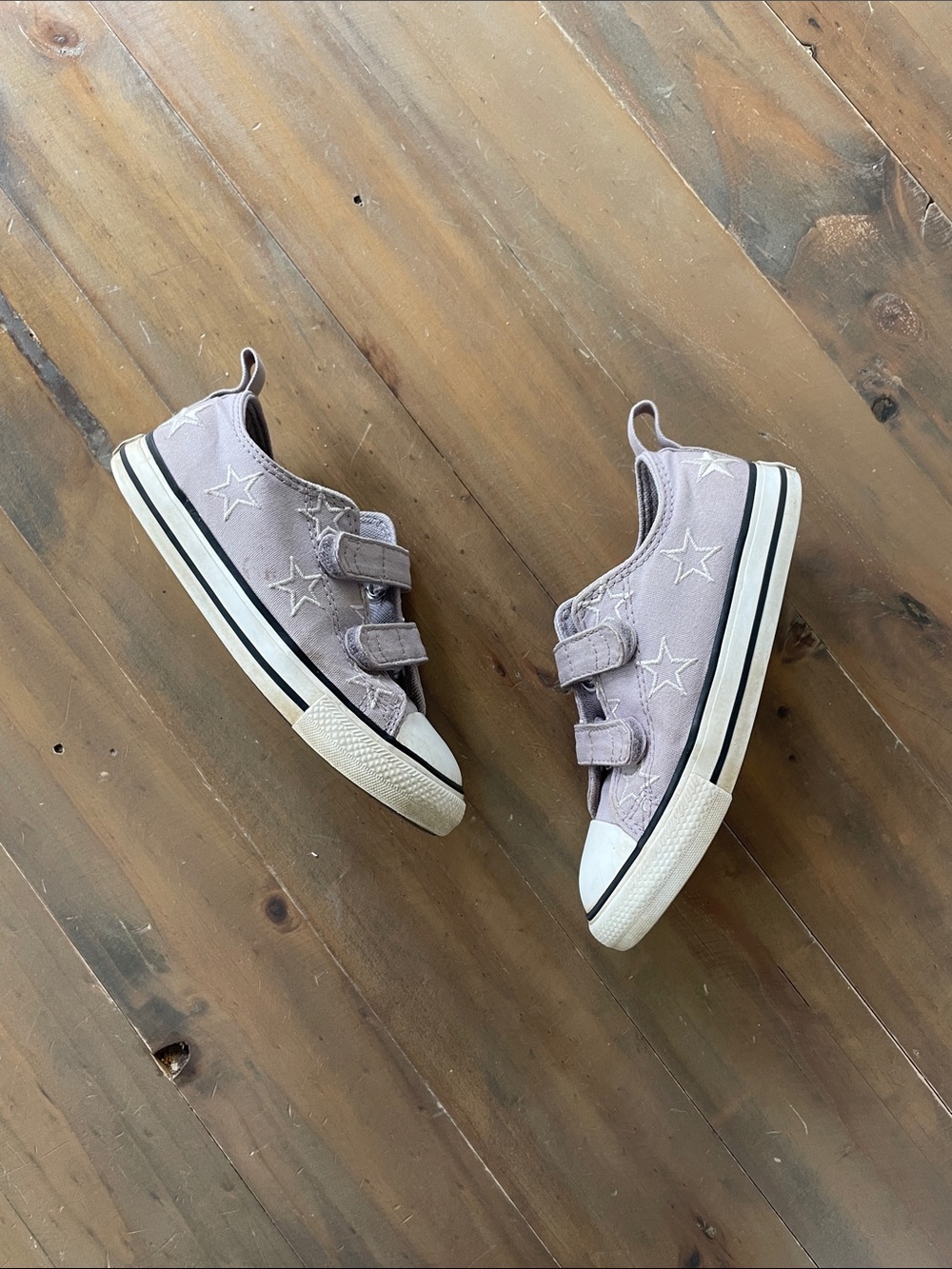 Converse Lilac Star Canvas Sneakers